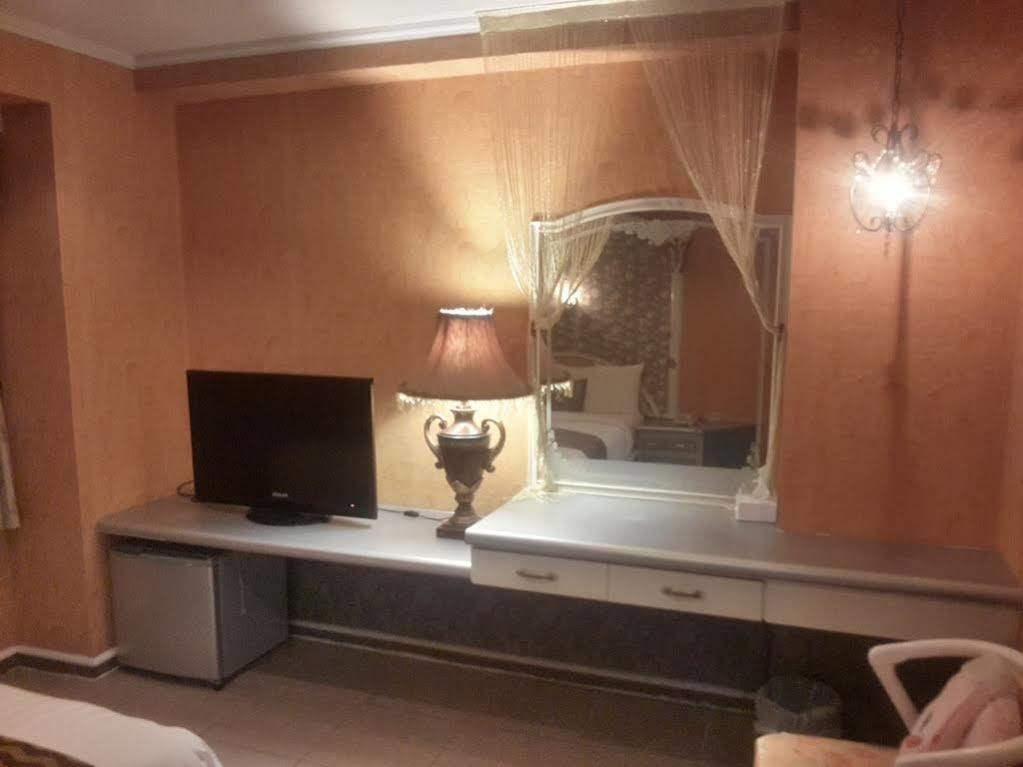 Boston Hotel Chiayi City Luaran gambar